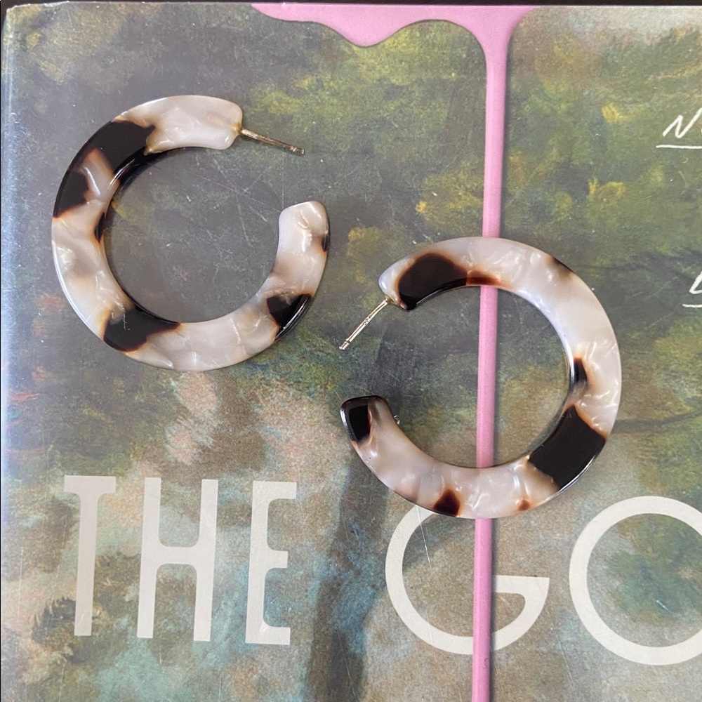 •MADEWELL• “tortoise shell” acetate hoops with sterling silver posts - Picture 4 of 4